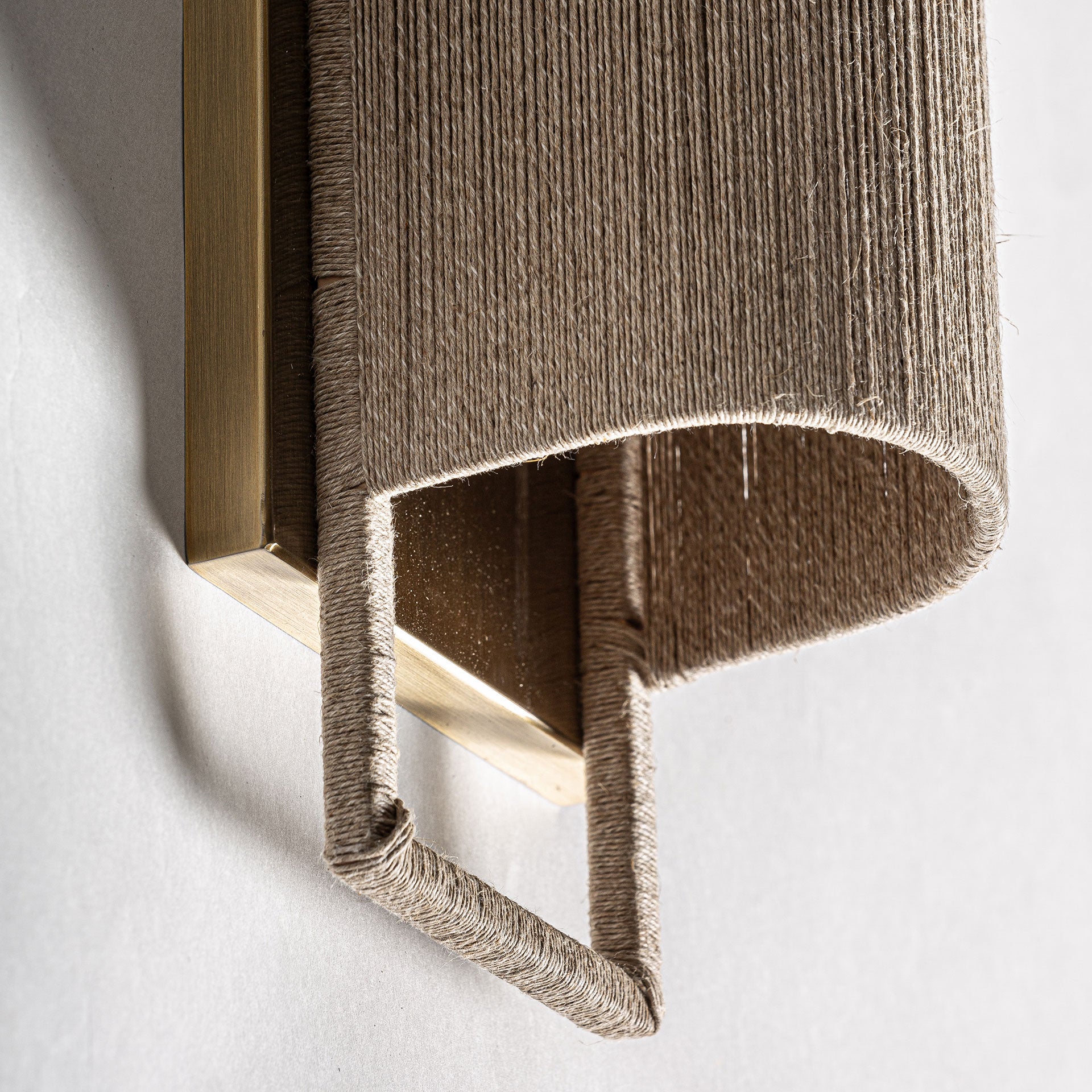 RIVES WALL LAMP